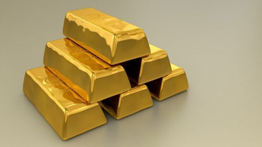Blocos de ouro empilhados