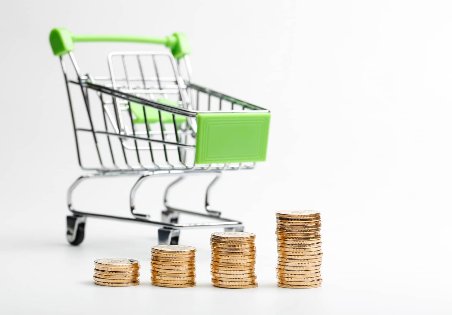 IPCA: inflação fica abaixo do teto da meta em 2023, mas vem acima das expectativas em dezembro; dado preocupa?