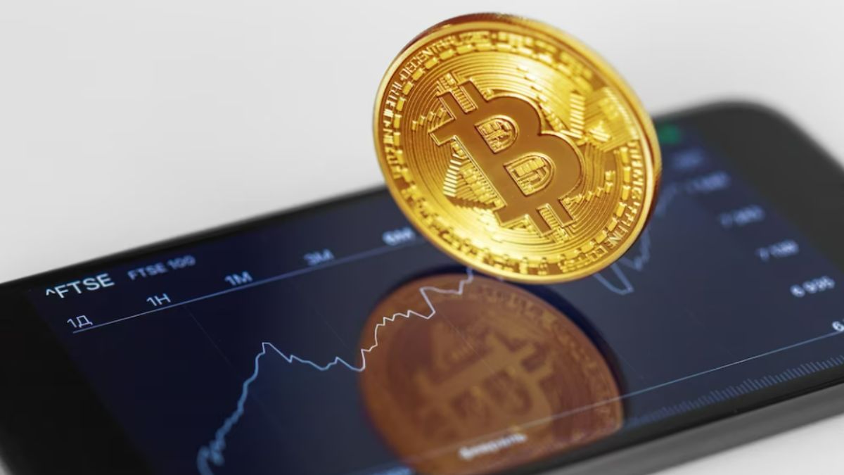 ‘Eu vejo o Bitcoin em pelo menos US$ 100 mil nesse ciclo’: especialista da Empiricus Research recomenda criptomoeda para buscar surfar altas do mercado; confira