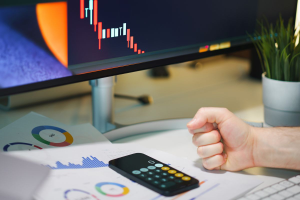 Público adepto do day trade cresce no Brasil e Empiricus oferece curso gratuito sobre o tema